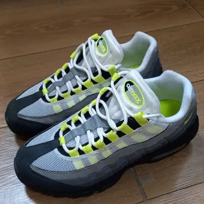 [SOLD OUT] 나이키 에어맥스 95 형광