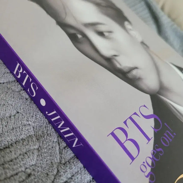[BUNJANG] Dispatch DICON Jimin &amp; Group Photobook / 디스패치 디아이콘 지민  +  단체 화보집 (약 240p)
