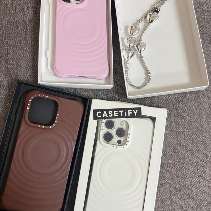 [BUNJANG] CASETiFY MagSafe Compatible Reflip Case for iPhone 15 Pro Max / 아이폰15프로맥스 케이스티파이 리플케이스