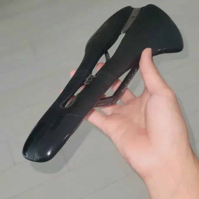 [BUNJANG] San Marco Mantra MOLD Saddle Carbon / 산마르코 만트라 몰드 안장 판매