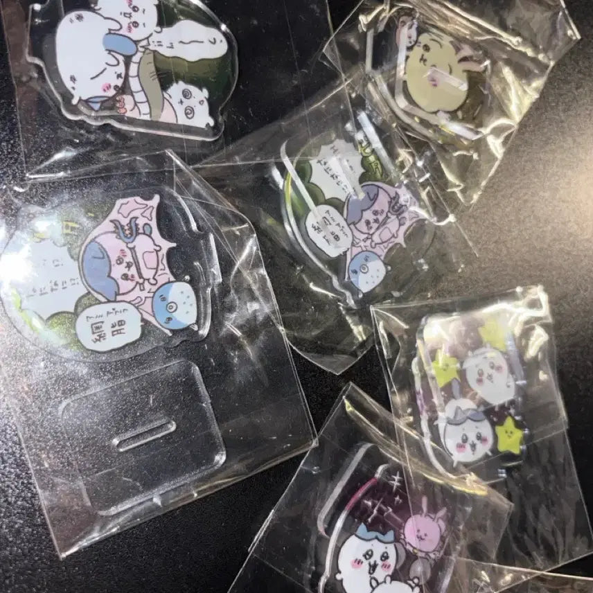 [BUNJANG] Chiikawa Official Mini Acrylic Stand Bundle / 치이카와 공식 미니 아크릴스탠드 일괄