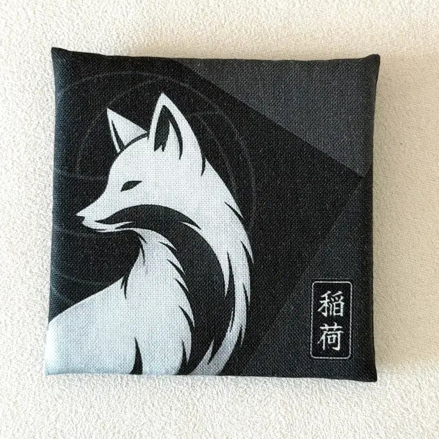 [BUNJANG] Haikyuu Inarizaki Look Up Handmade Cushion / 하이큐 이나리자키 룩업 수제 제작 방석