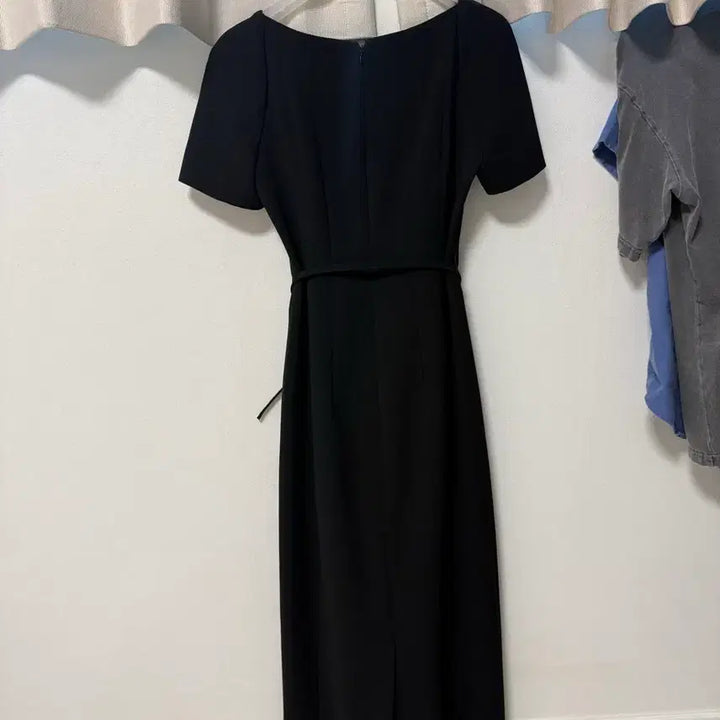 [BUNJANG] The Chemie Square Neck Short Sleeve Dress Black S / 더케미 스퀘어 반팔 원피스 (블랙/S사이즈) 판매