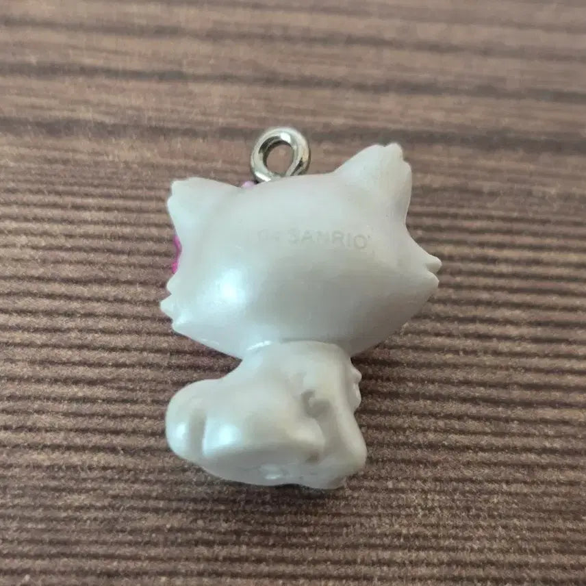 [BUNJANG] Vintage 2004 Charmmy Kitty Hokkaido Lavender Kitty Strap Charm / 고전 챠미키티 홋카이도 라벤더 키티스트랩 킽스 알맹이