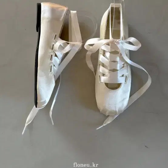 [BUNJANG] Floneu Ballet Flats Beige / (새상품)floneu 플로뉴 스트랩 발레 플랫 베이지