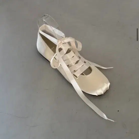 [BUNJANG] Floneu Ballet Flats Beige / (새상품)floneu 플로뉴 스트랩 발레 플랫 베이지