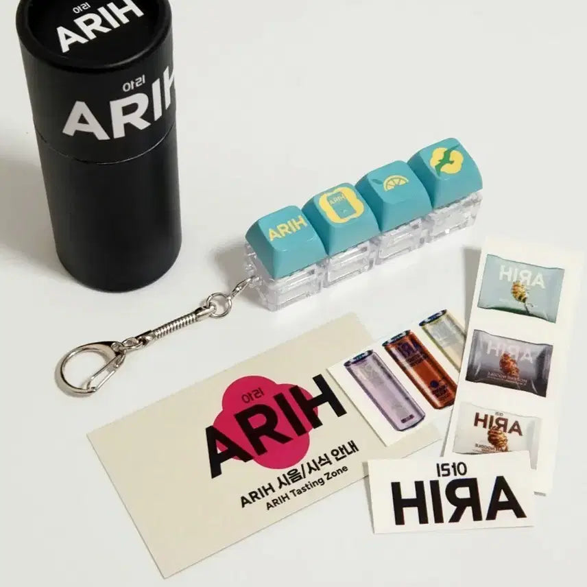 [BUNJANG] BTS Arirang Ari Keychain &amp; Tattoo Sticker Set / bts 방탄 아리랑 아리 키캡 arirang arih Keychain
