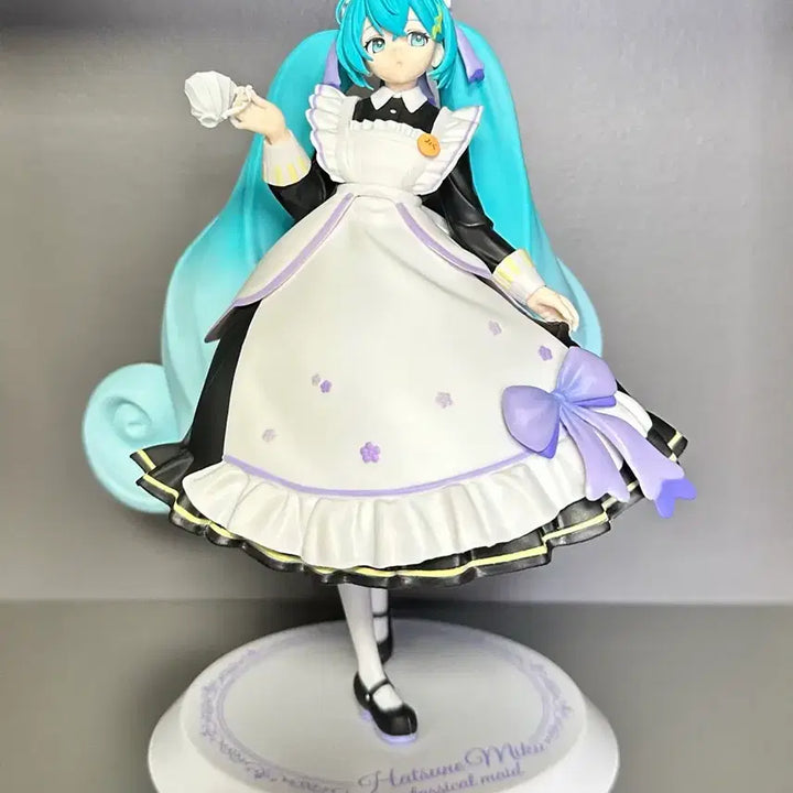 [BUNJANG] Hatsune Miku Classical Maid &amp; Puss in Boots Wonderland Figure Set / 하츠네 미쿠 피규어 (클래시컬 메이드, 원더랜드 - 장화신은 고양이)