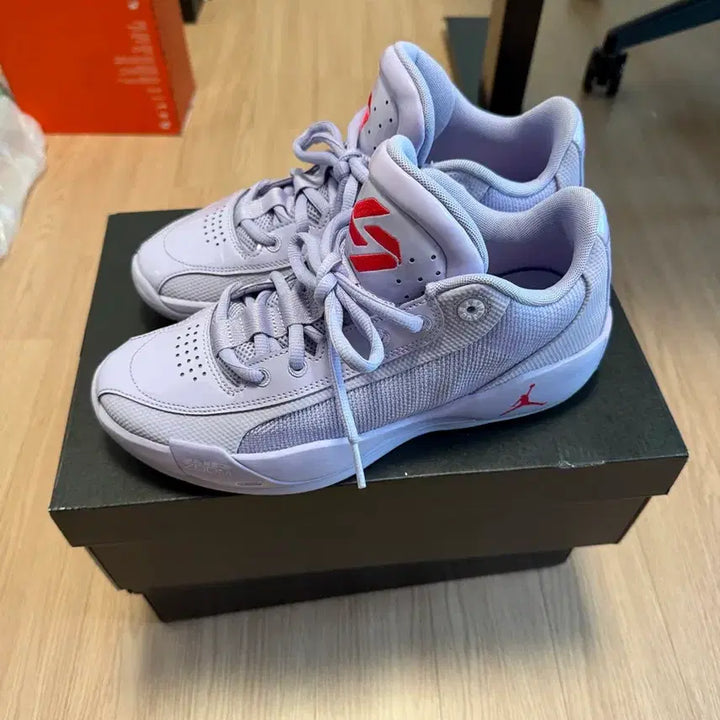 [SOLD OUT] 나이키 루카 77pf