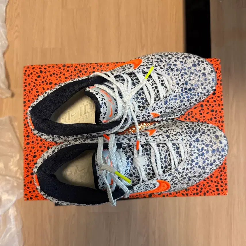 [SOLD OUT] 나이키 gt허슬