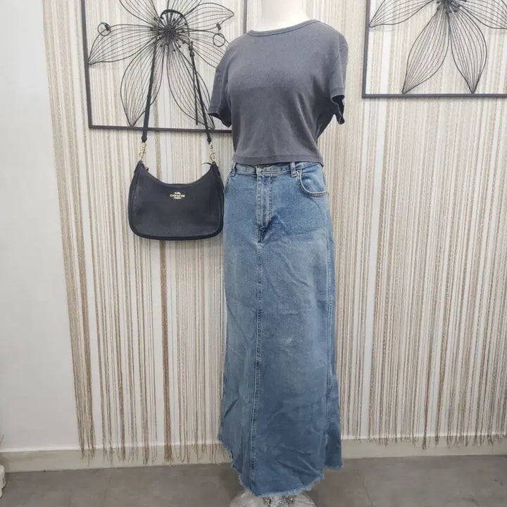 [BUNJANG] Zara Long Denim Skirt Vintage Hem Size 28 / 자라 롱 데님 스커트 28사이즈 밑단 빈티지한 스타일