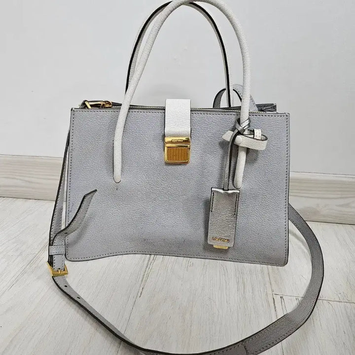 [BUNJANG] Miu Miu Madras Leather Satchel Crossbody Bag / 정품) 미우미우 마드라스 가죽 사첼 크로스백