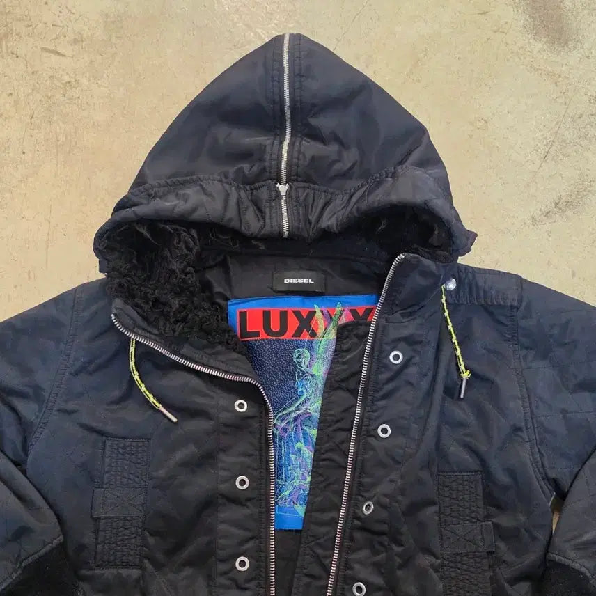[BUNJANG] Diesel Cropped Hooded Jacket XS / 디젤 크롭 후드 자켓 XS