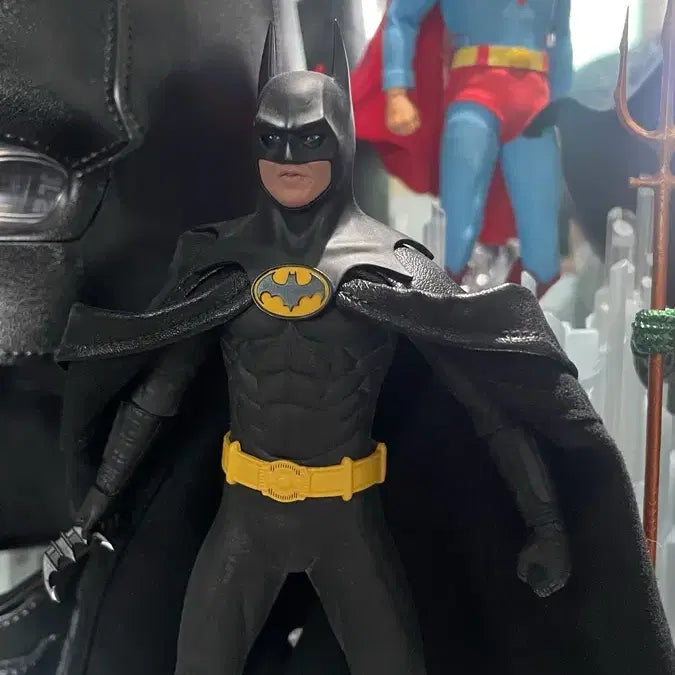 [BUNJANG] Mezco 1978 Superman &amp; 1989 Batman 6-Inch Action Figure Bundle Set / 6인치 피규어 메즈코 올드 슈퍼맨 배트맨 일괄
