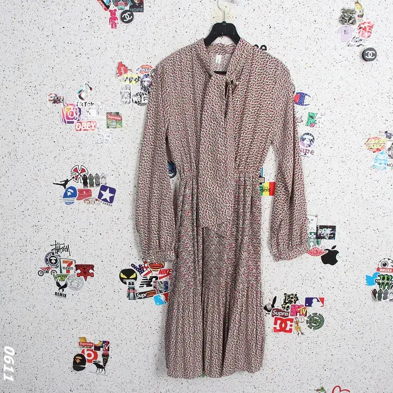 [BUNJANG] The Maeryo Floral Pattern Scarf Neck Dress / 여성F/ 더매료 잔꽃 패턴 스카프넥 원피스 21-15