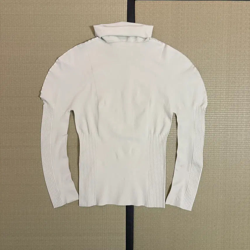 [SOLD OUT] 플리츠 플리즈 이세이미야케 하이넥 롱슬리브 탑