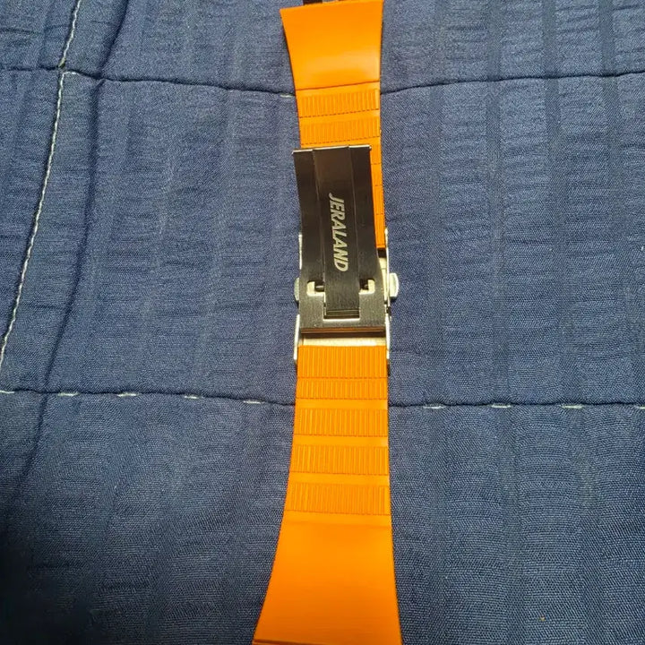 [BUNJANG] G-Shock GMW-B5000 Fluorine Rubber Buckle Band Orange / 지샥 gmw-b5000 불소 러버 디버클 밴드 오렌지 손목둘레 17cm