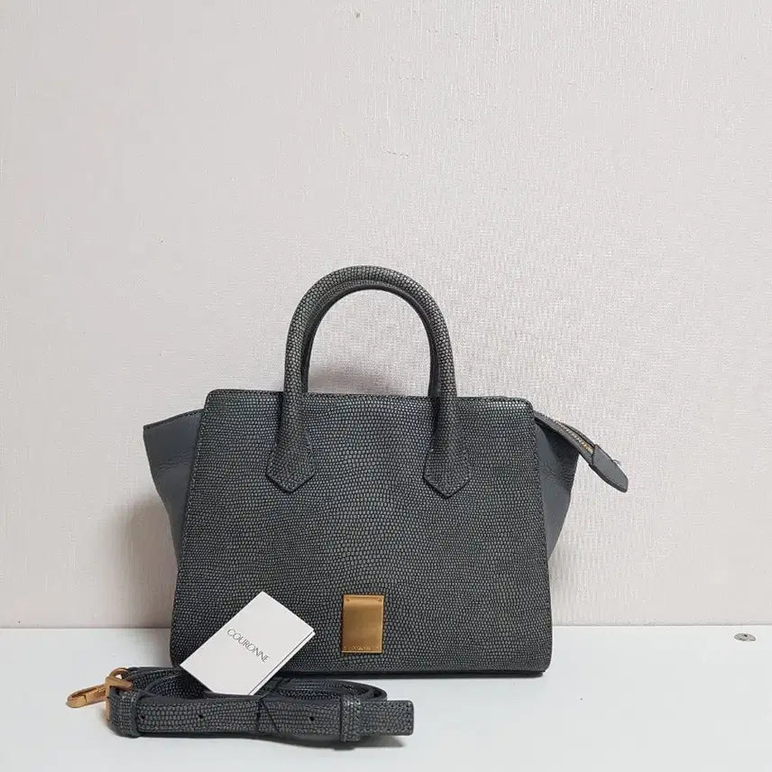 [BUNJANG] Couronne Leather Crossbody &amp; Tote Bag / 쿠론 크로스 겸 토드백 ㅡ 실착 5회미만