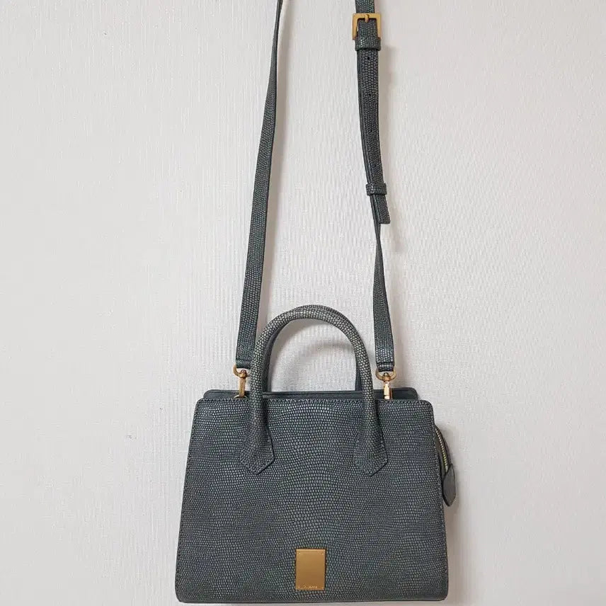 [BUNJANG] Couronne Leather Crossbody &amp; Tote Bag / 쿠론 크로스 겸 토드백 ㅡ 실착 5회미만