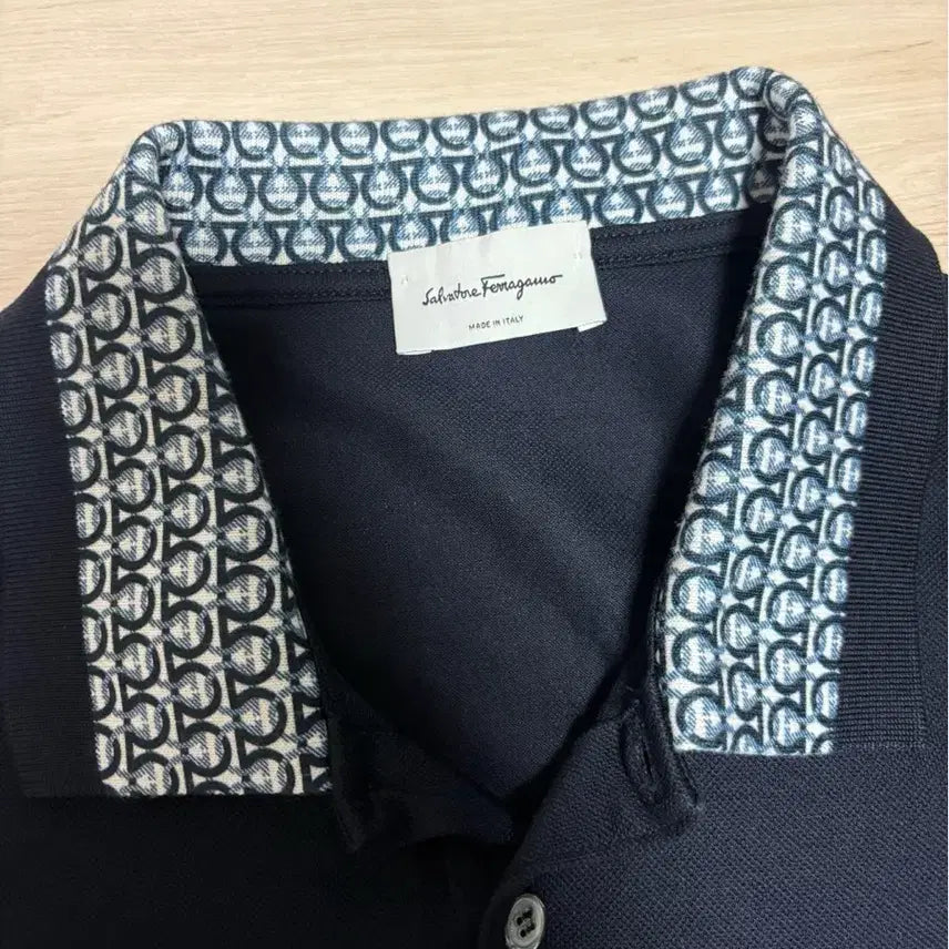 [BUNJANG] Ferragamo Monogram PK T-shirt Navy XL / 페라가모 모노그램 pk니트