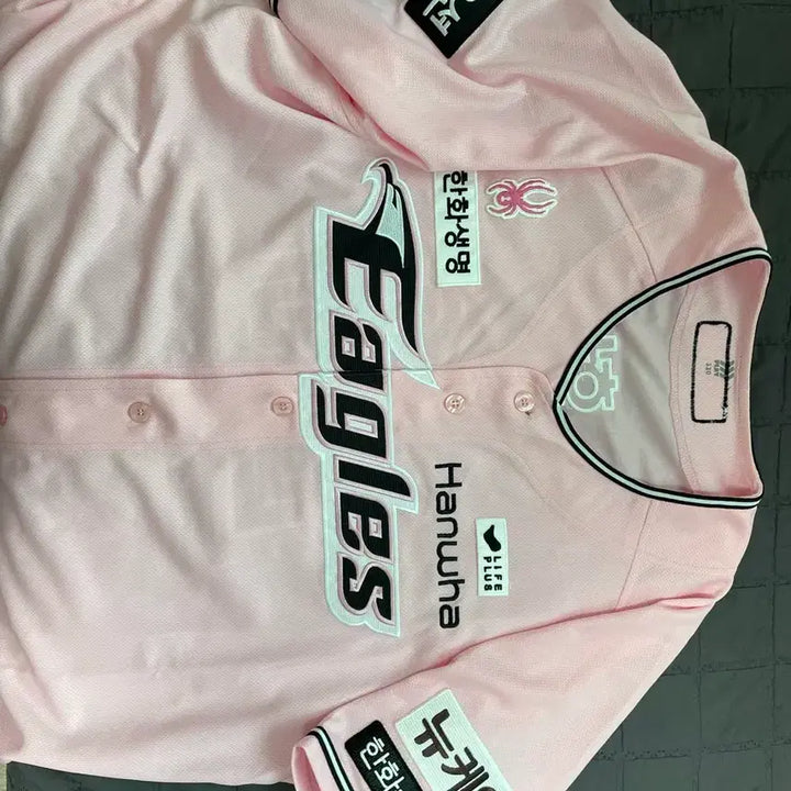 [BUNJANG] Hanwha Eagles Ryuhyunjin Custom Pink Baseball Jersey (Size 120) / 한화이글스 핑크 유니폼(120, 류현진) 판매합니다