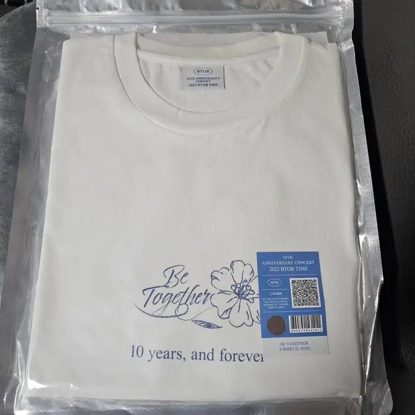 [SOLD OUT] 비투비 10주년 비투게더 반팔티 (미개봉)