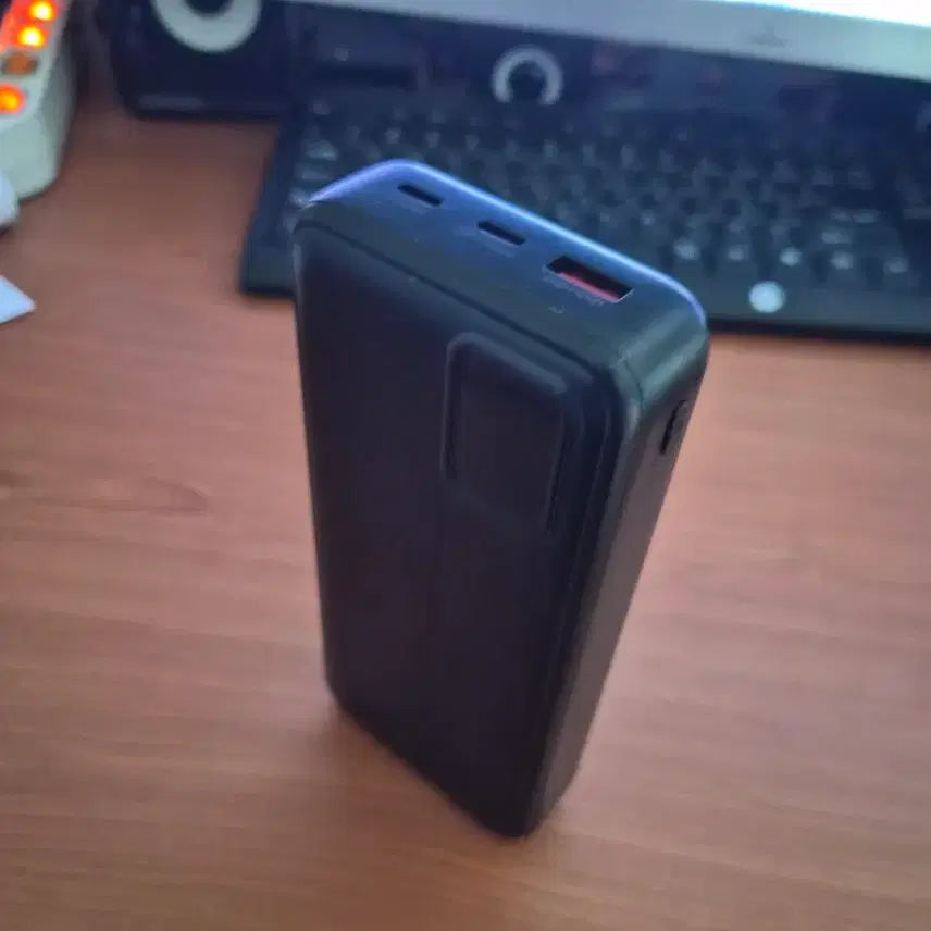 [BUNJANG] 45W Fast Charging Power Bank 20,000mAh / 20,000mAh 용량  45W고속 충전기