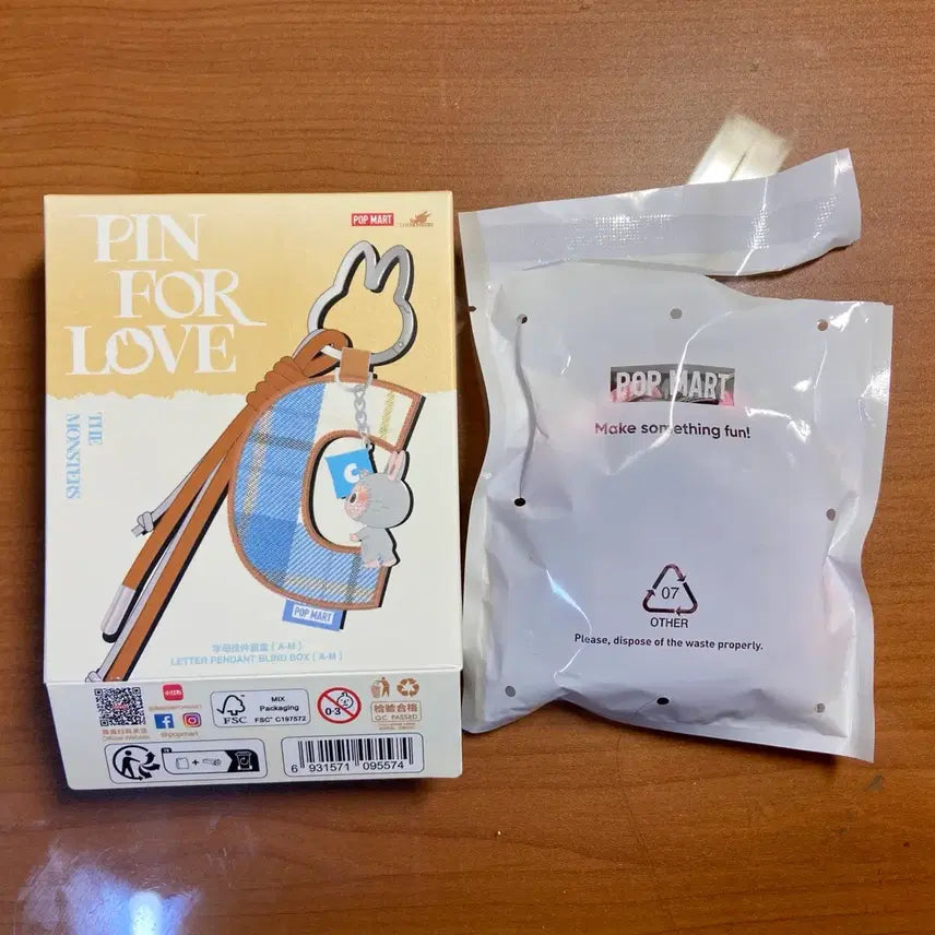 [BUNJANG] POP MART Labubu The Monsters Secret Password Series G Alphabet Keychain / 팝마트 라부부 더몬스터즈 내 마음속 비밀번호 시리즈 G 알파벳 키링