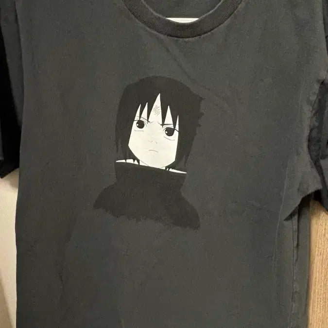 [BUNJANG] Graniph x Naruto Sasuke T-Shirt (Rare) / Graniph 그라니프 나루토 콜라보 - 사스케 티셔츠(희귀매물)