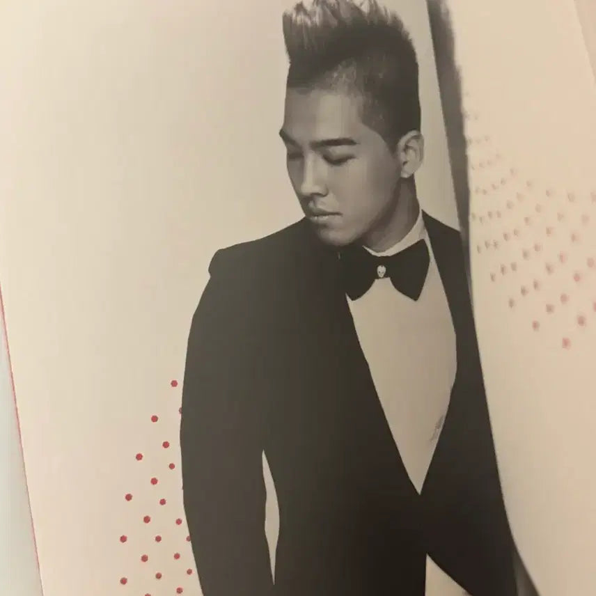 [BUNJANG] BIGBANG YG FAMILY 15th Anniversary Photobook / 빅뱅 YG 패밀리 15주년 포토북