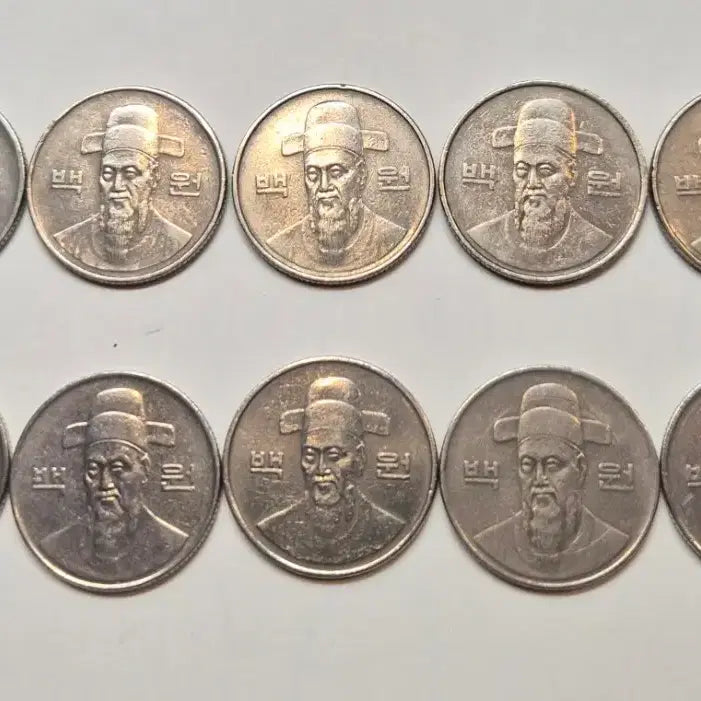 [BUNJANG] 1983-1992 South Korean 100 Won Coin Bundle Set (10 pcs) / 1983~1992년 백원 동전 10개 일괄