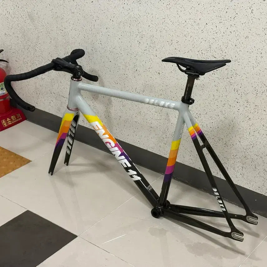 [BUNJANG] Engine11 Deluxe Custom Build Bicycle (L Size) / 엔진11 디럭스 조립 안 된 완차