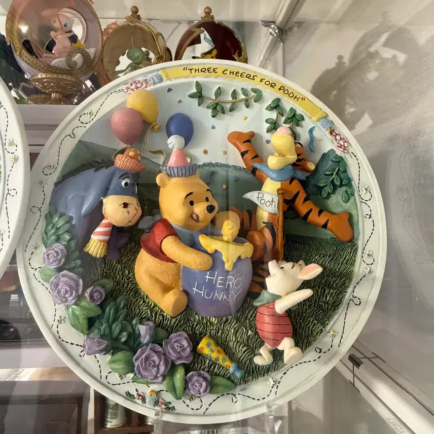 [BUNJANG] Disney Winnie the Pooh 3D Plate Set (2 pcs) / 디즈니 푸 3d 접시 2장 일괄 수집용 장식용