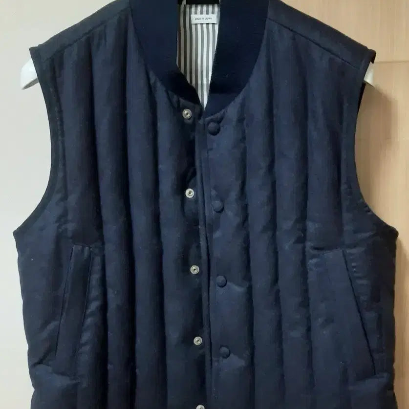 [BUNJANG] Thom Browne Padded Vest Size 3 Navy / 톰브라운 패딩 조끼 3사이즈 네이비