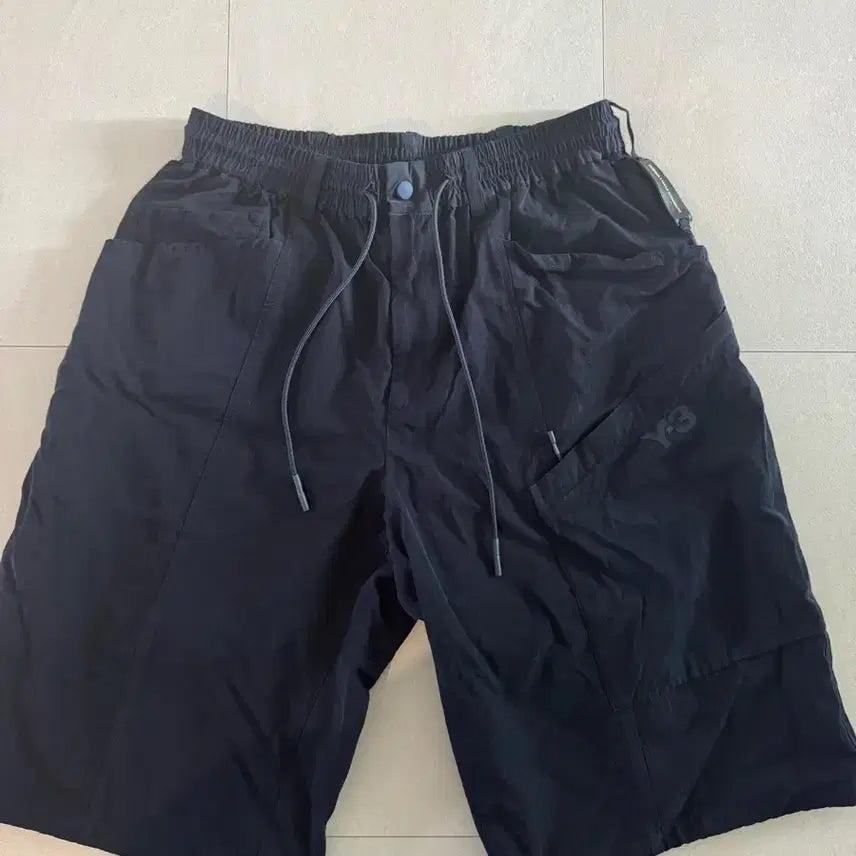 [BUNJANG] Y-3 Adidas x Yohji Yamamoto Shorts / Y-3 아디다스 x요지야마모토 반바지