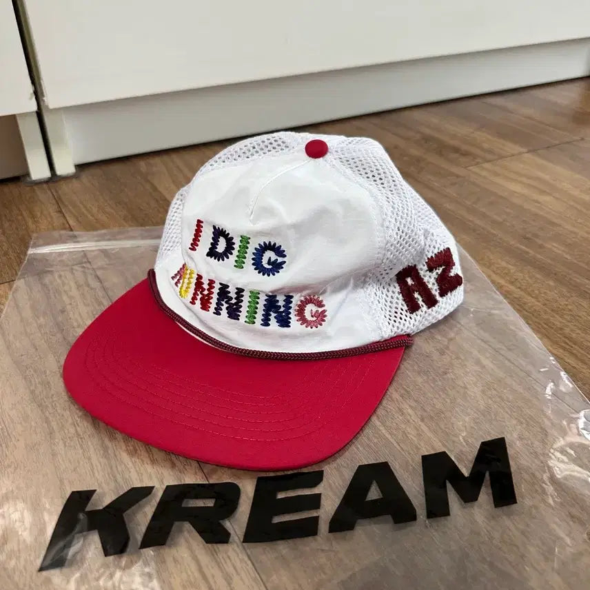 [BUNJANG] Alex Sono Ideg Running Trucker Hat Rainbow / 알렉스 조노 아이디그 러닝 트러커 햇 레인보우