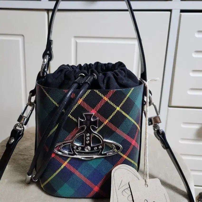 [BUNJANG] Vivienne Westwood Betty Check Mini Bucket Bag / 정품/비비안웨스트우드 베티체크 미니 버킷백