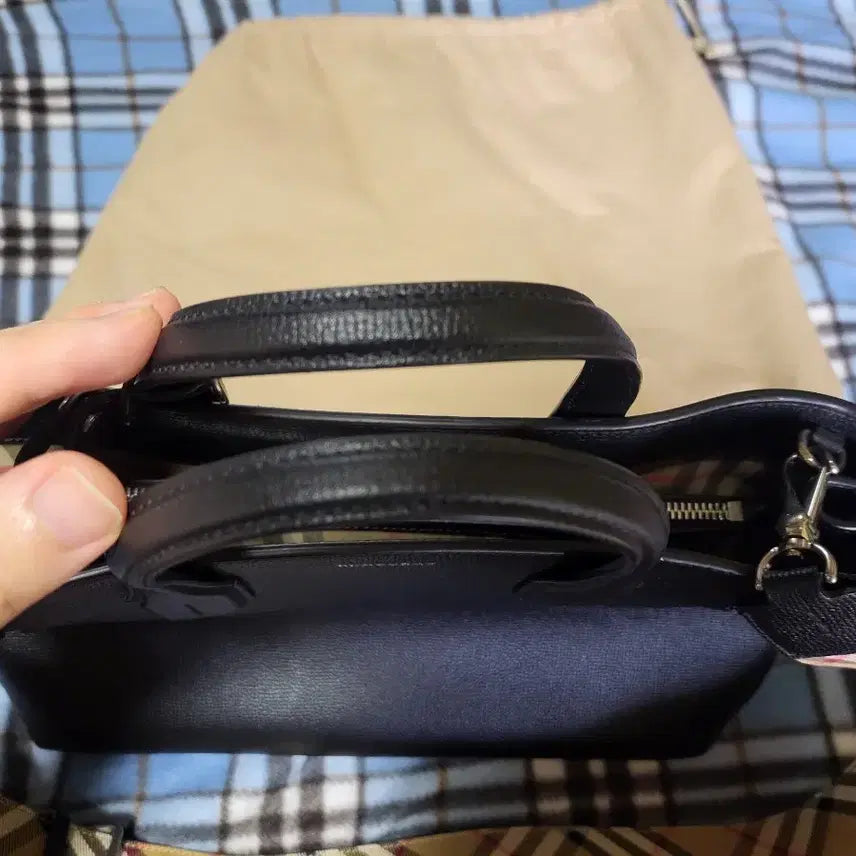 [BUNJANG] Burberry Banner Bag Crossbody Shoulder Bag / 버버리 배너백 크로스백 숄더백