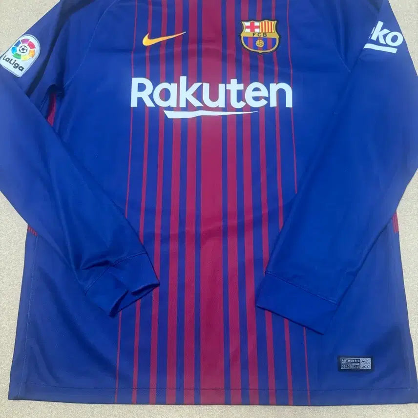 [BUNJANG] FC Barcelona 17-18 Iniesta Long Sleeve Jersey / FC 바르셀로나 17-18 시즌 롱슬리브 이니에스타 유니폼