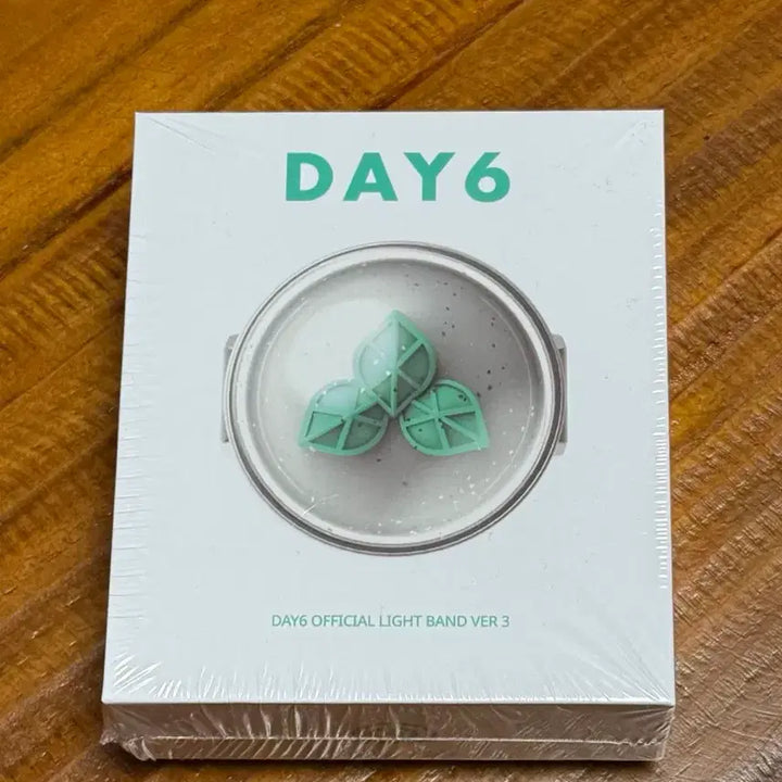 [BUNJANG] DAY6 Made Watch Ver. 3 Sealed / [미개봉] 마데워치 ver.3