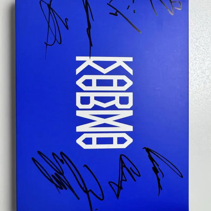 [BUNJANG] Stray Kids Karma Album Signed / 스트레이키즈 카르마 사인 앨범