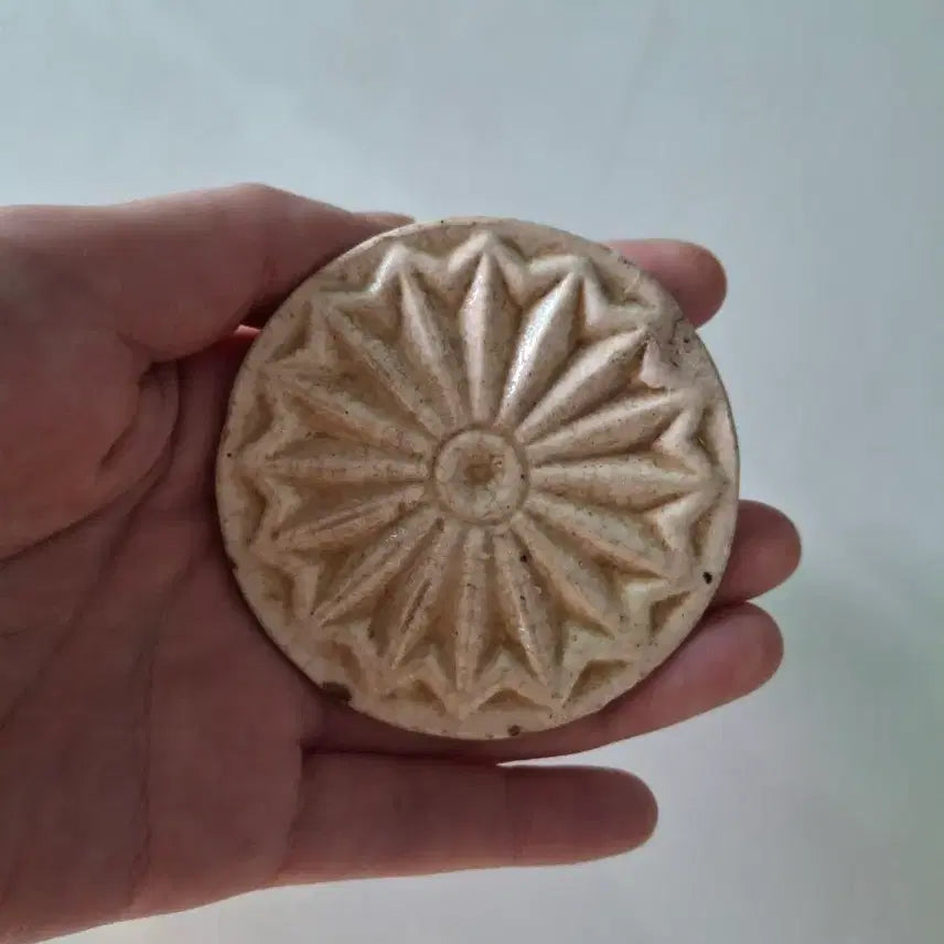 [SOLD OUT] 백자 떡살