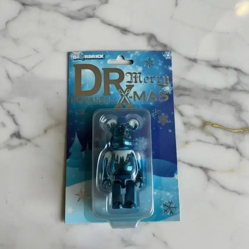 [BUNJANG] Bearbrick Dr. Romanelli Christmas Version Sealed / 베어브릭 미개봉 닥터로마넬리 크리스마스버전 팝니다.