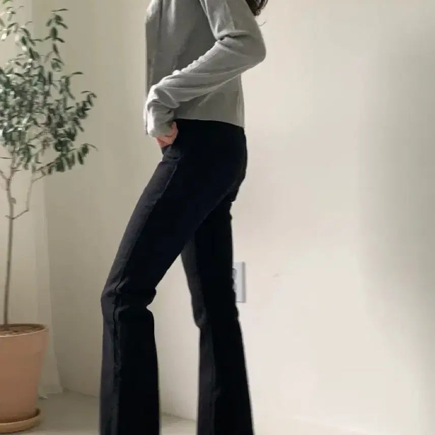 [BUNJANG] Ablaei Petite Span Cutting Bootcut Pants / (새상품) 에이블리 키작녀 스판 컷팅 부츠컷팬츠