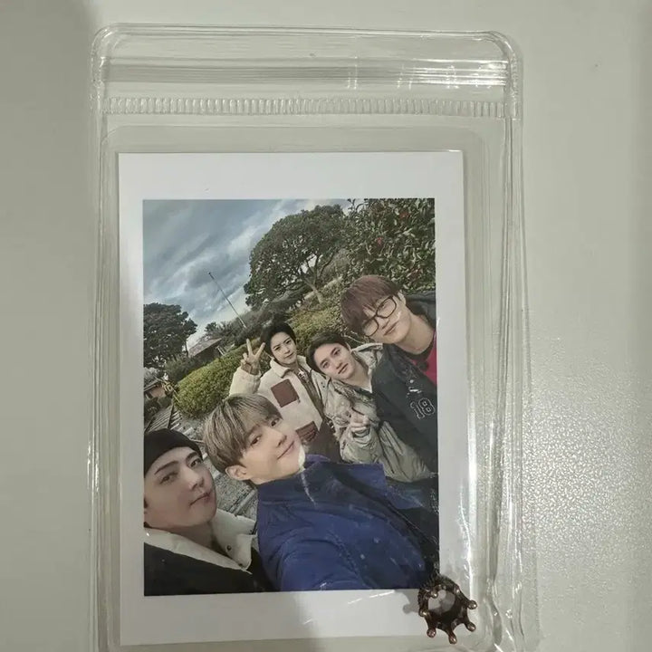 [BUNJANG] EXO 5-Member Group Polaroid / 엑소 5인 단체 폴라로이드