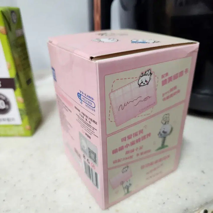 [BUNJANG] Chiikawa Wobbly Bee Figure (Sealed) / 미개봉 치이카와 흔들흔들 꿀벌 피규어
