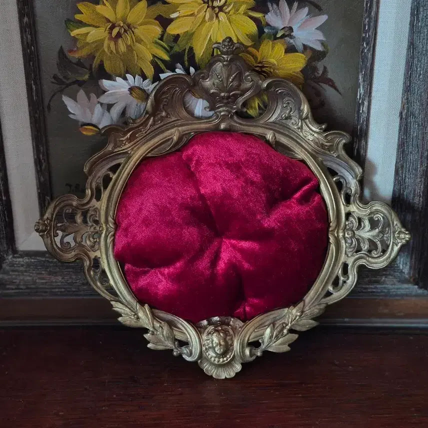 [BUNJANG] French Antique Object with Velvet and Brass Frame / 프랑스 앤틱 오브제