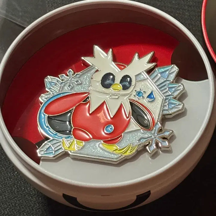 [BUNJANG] Pokemon Pin Badge Pokeball Delibird Christmas Edition / 포켓몬스터 핀뱃지 포켓볼 딜리버드 크리스마스 산타 포켓몬 랜덤 가챠