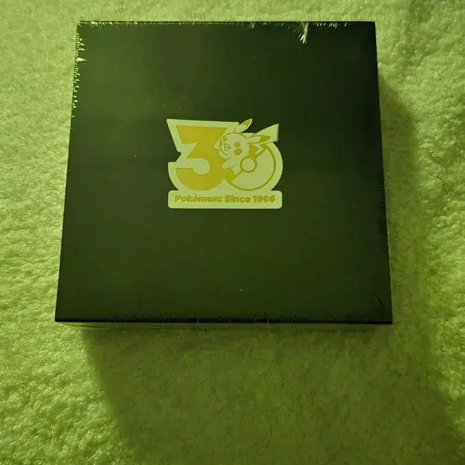 [BUNJANG] Pokemon 30th Anniversary Badge / 포켓몬 30주년 뱃지 4월