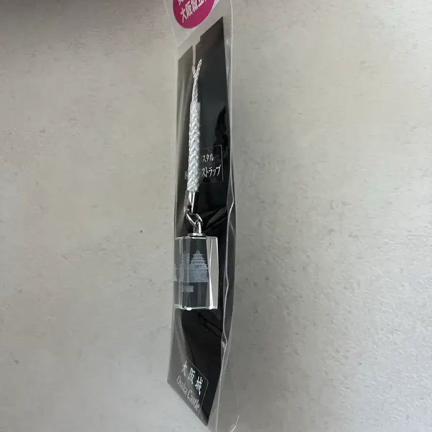 [BUNJANG] Osaka Castle 3D Crystal Strap / 오사카 성 3D 입체 크리스탈 스트랩 미개봉